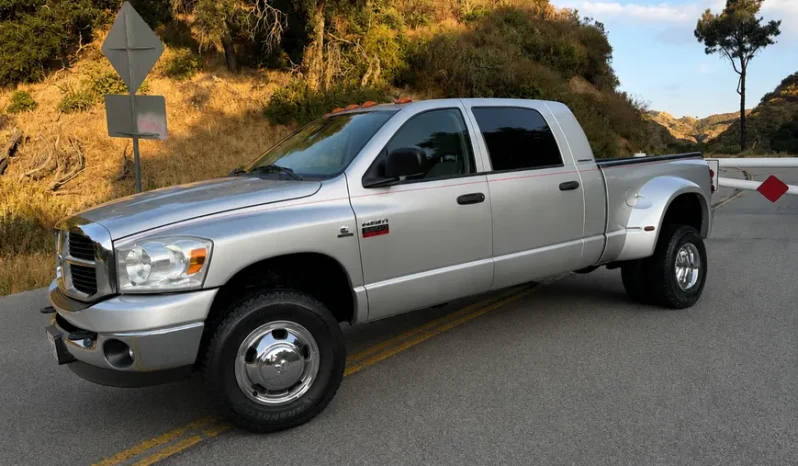 
								2007 Dodge Ram 3500 SLT Mega Cab Dually full									