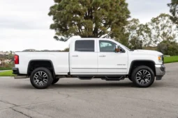 
										2019 GMC Sierra 2500HD SLT Crew Cab Duramax full									