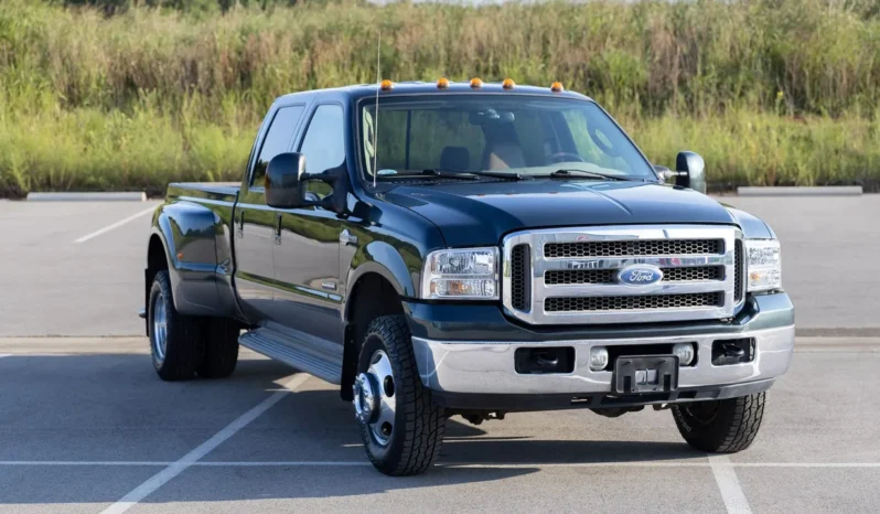 
								2005 Ford F-350 Super Duty King Ranch Crew Cab full									