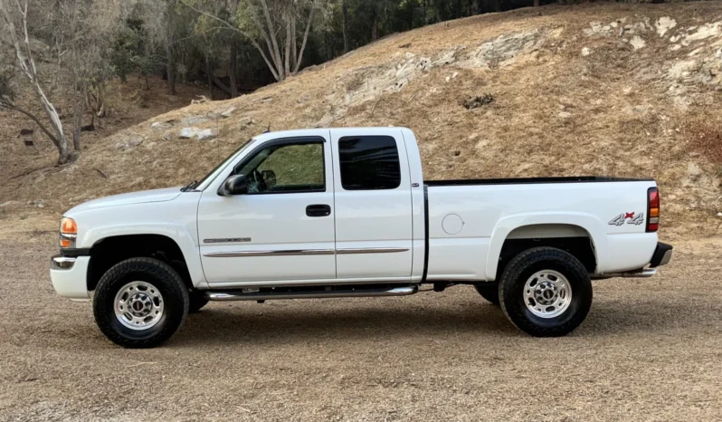 
								2005 GMC Sierra 2500HD SLT 4×4 full									