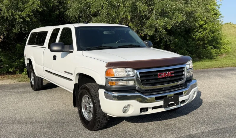 
								2005 GMC Sierra 2500HD SLT Extended Cab full									