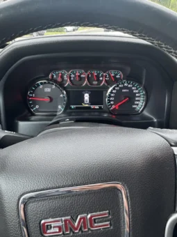 
										2019 GMC Sierra 2500HD SLT Crew Cab Duramax full									