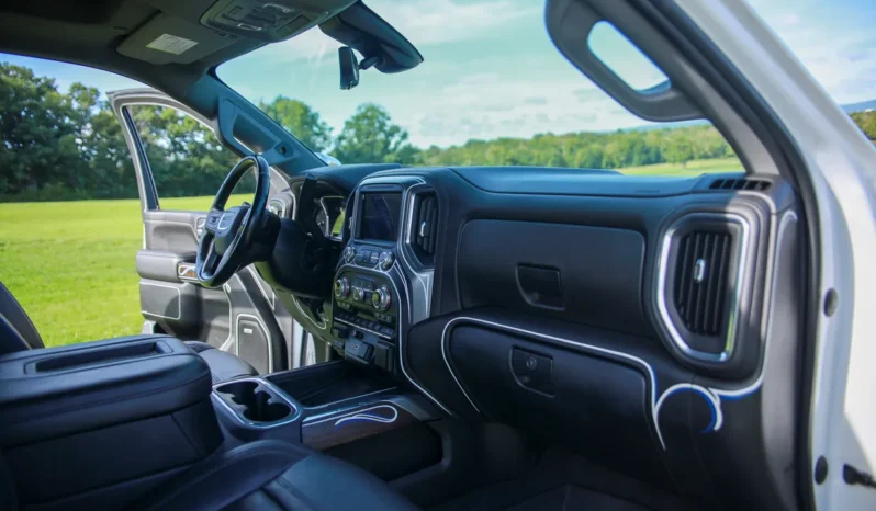 
								2020 GMC Sierra 2500HD Denali Crew Cab Duramax full									