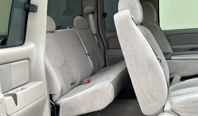 
								2006 Chevrolet Silverado 1500 LT 4×4 full									