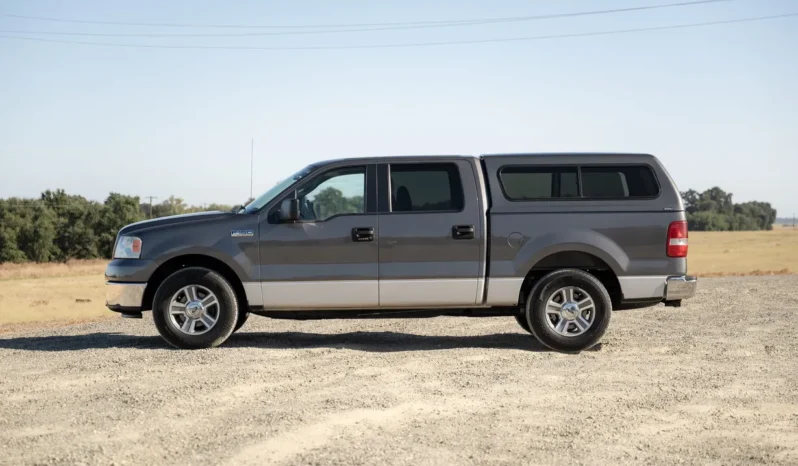 
								2006 Ford F-150 XLT SuperCrew full									