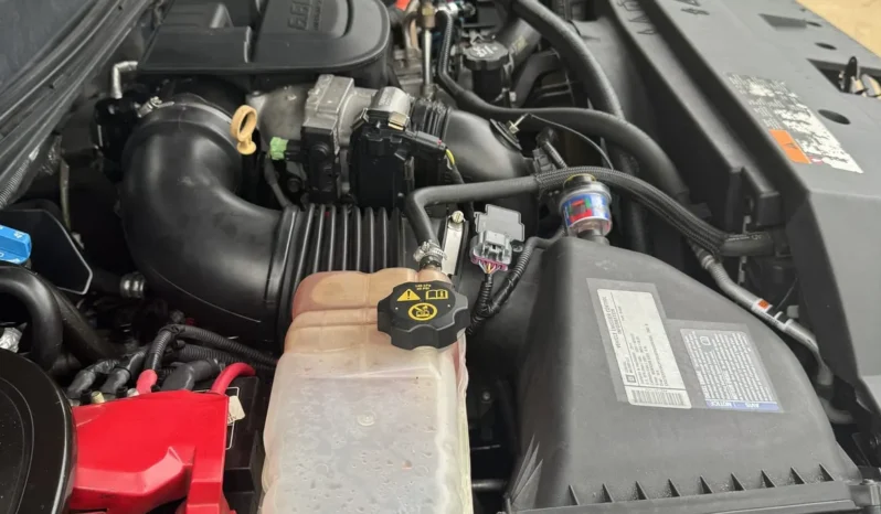 
								2011 Chevrolet Silverado 2500HD LTZ Extended Cab Duramax full									