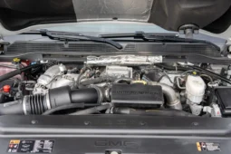 
										2019 GMC Sierra 2500HD SLT Crew Cab Duramax full									