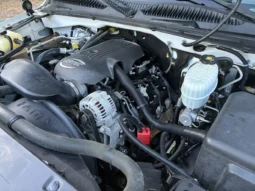 
										2005 GMC Sierra 2500HD SLT 4×4 full									