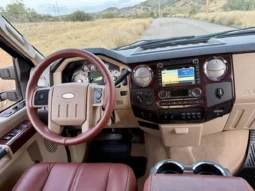
										2009 Ford F-250 King Ranch Crew Cab Power Stroke full									