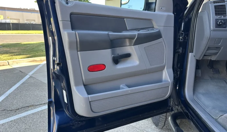 
								2009 Dodge Ram 2500 SLT Quad Cab Cummins full									