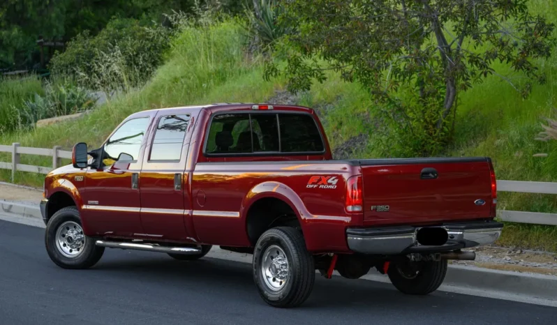 
								2004 Ford F-350 Super Duty XLT Crew Cab 4×4 full									
