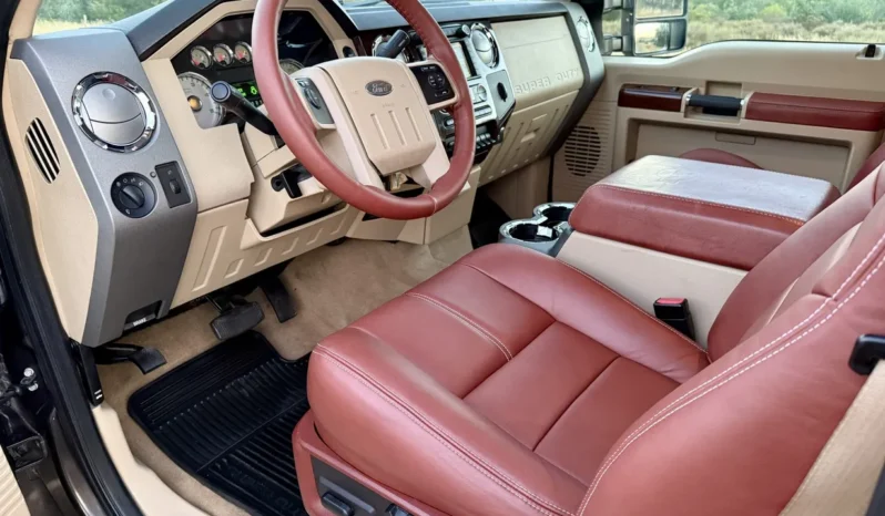 
								2009 Ford F-250 King Ranch Crew Cab Power Stroke full									