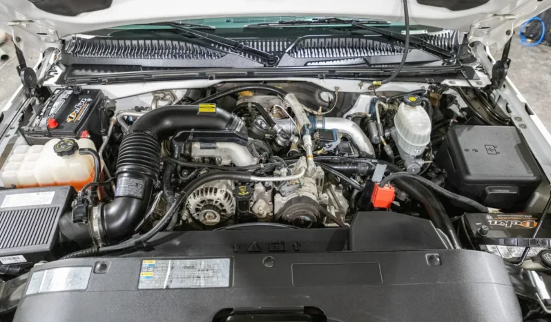 
								2005 Chevrolet Silverado 2500HD LS Crew Cab Duramax full									