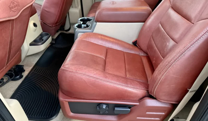 
								2009 Ford F-250 King Ranch Crew Cab Power Stroke full									