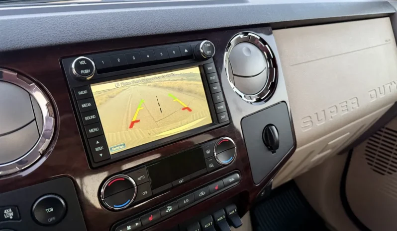 
								2009 Ford F-250 King Ranch Crew Cab Power Stroke full									
