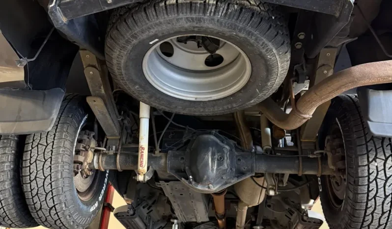 
								2005 Ford F-350 Super Duty King Ranch Crew Cab full									
