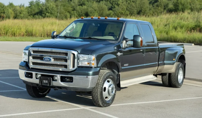 
								2005 Ford F-350 Super Duty King Ranch Crew Cab full									