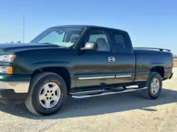 
										2006 Chevrolet Silverado 1500 LT 4×4 full									